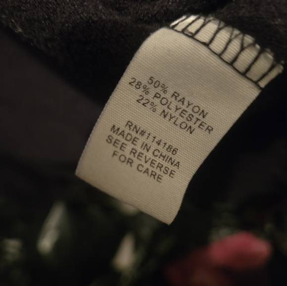 Women's Adyson Parker Long Sleeve Black Cardigan (XL) - Picture 4 of 4